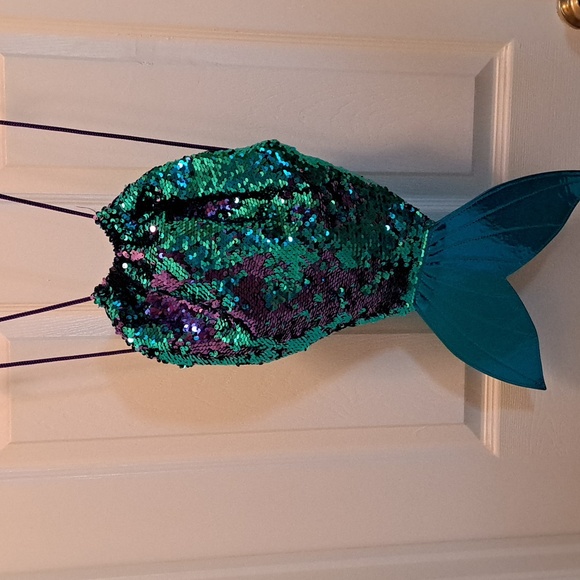 GirlZone Mermaid Design Sequin Back Pack - Picture 2 of 3